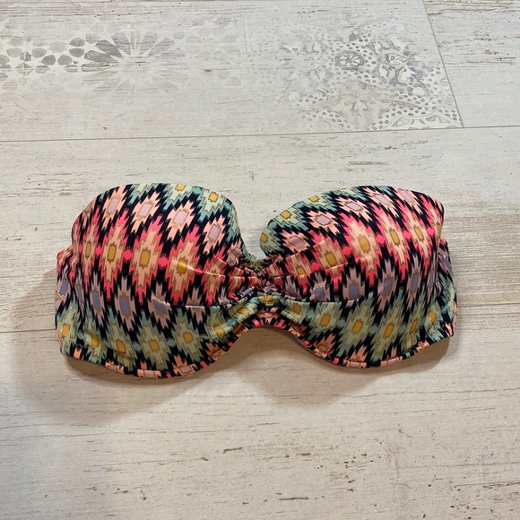 Victorias Secret Aztec 34 DD The Flirt Bandeau Bikini Top - Picture 1 of 12